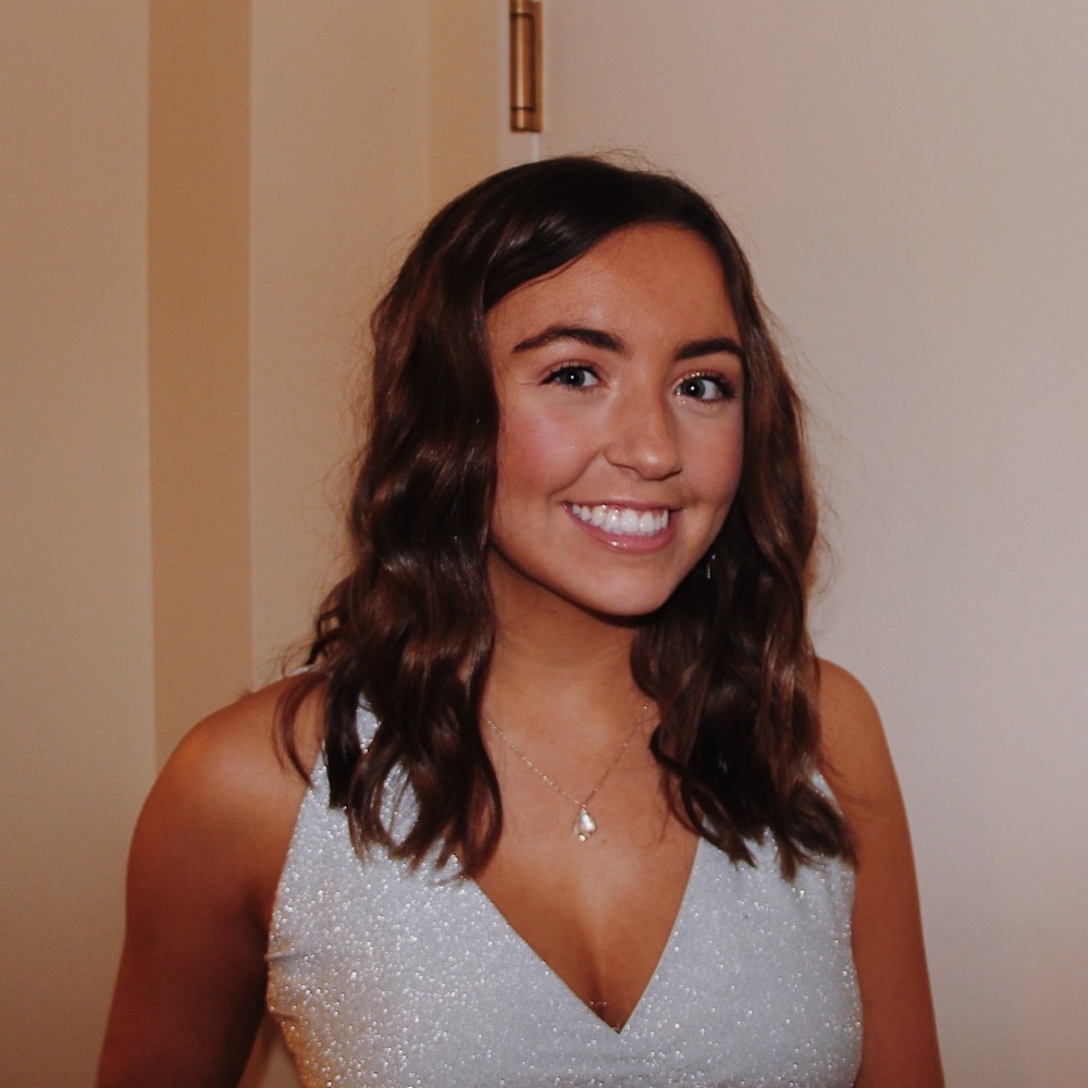 Meet your Posher, Amira